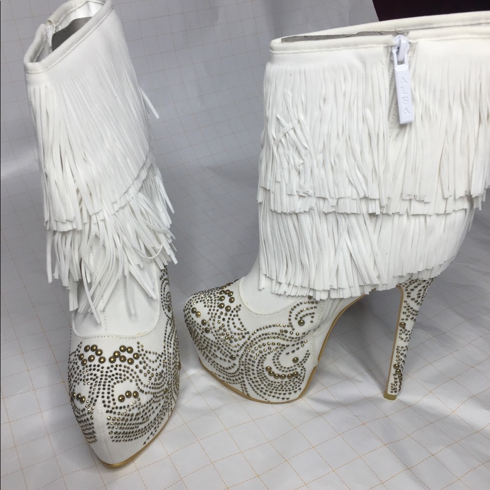 Fashion boots